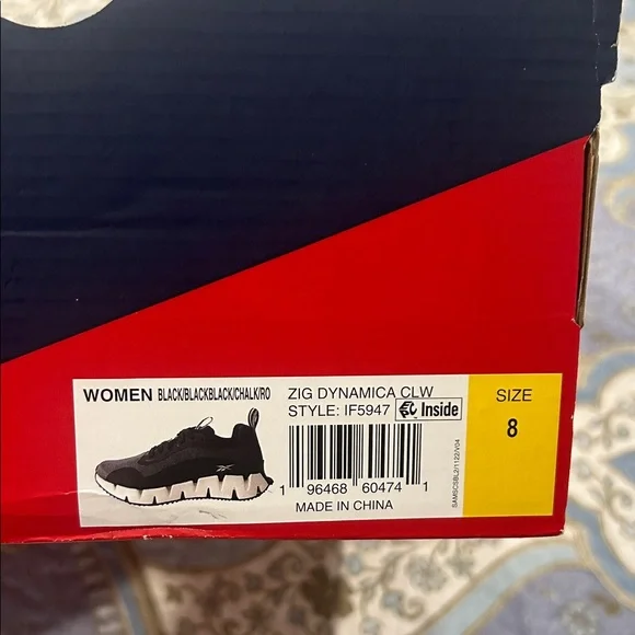 Reebok Womens Black and off White Athletic Shoes - Picture 11 of 11